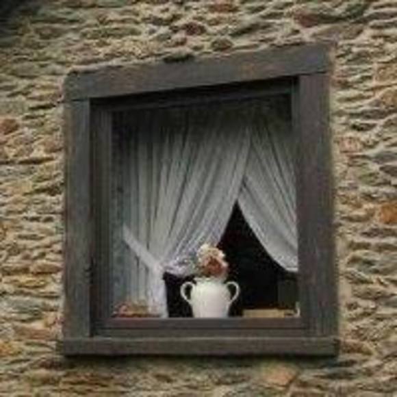 Meet your Posher, Karla - Picture 1 of 1